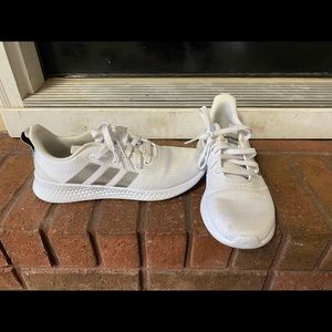 Adidas Tennis Shoes Womens size 8.5